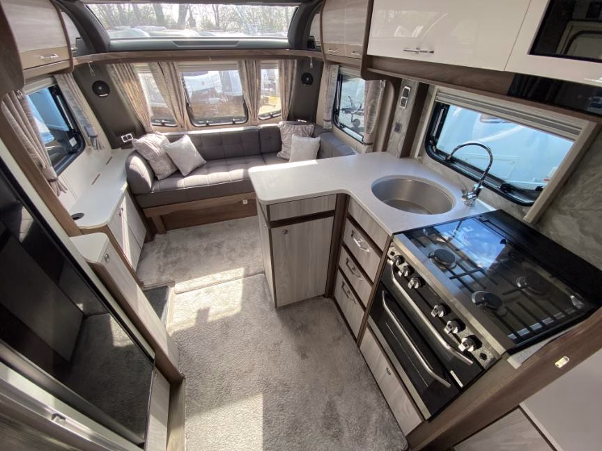 2022 Coachman Lusso I