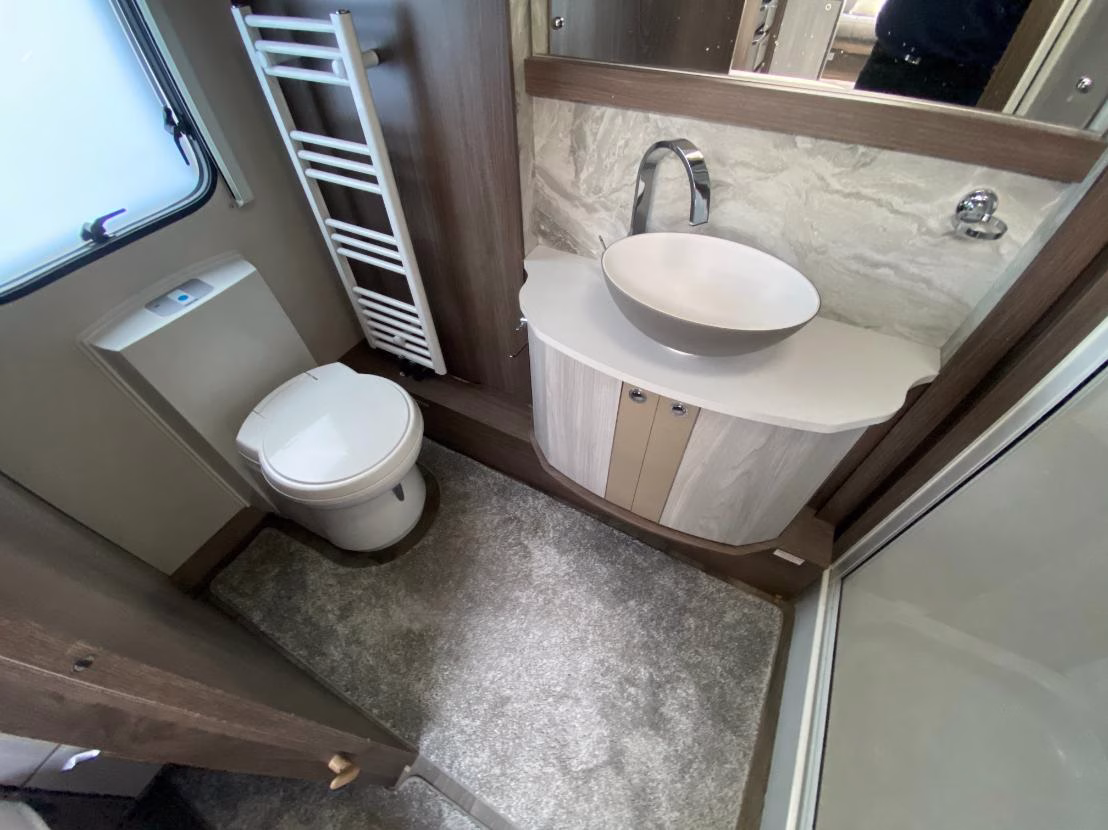 2022 Coachman Lusso II