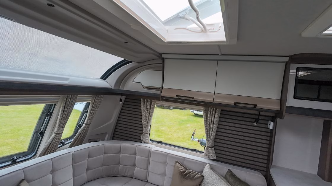 2027 Coachman Laser 855 Xtra