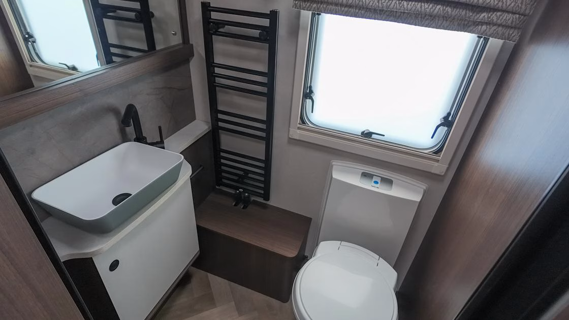 2027 Coachman Laser 855 Xtra