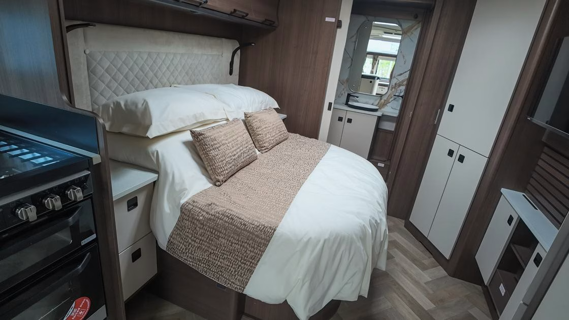 Coachman Lusso III 2027