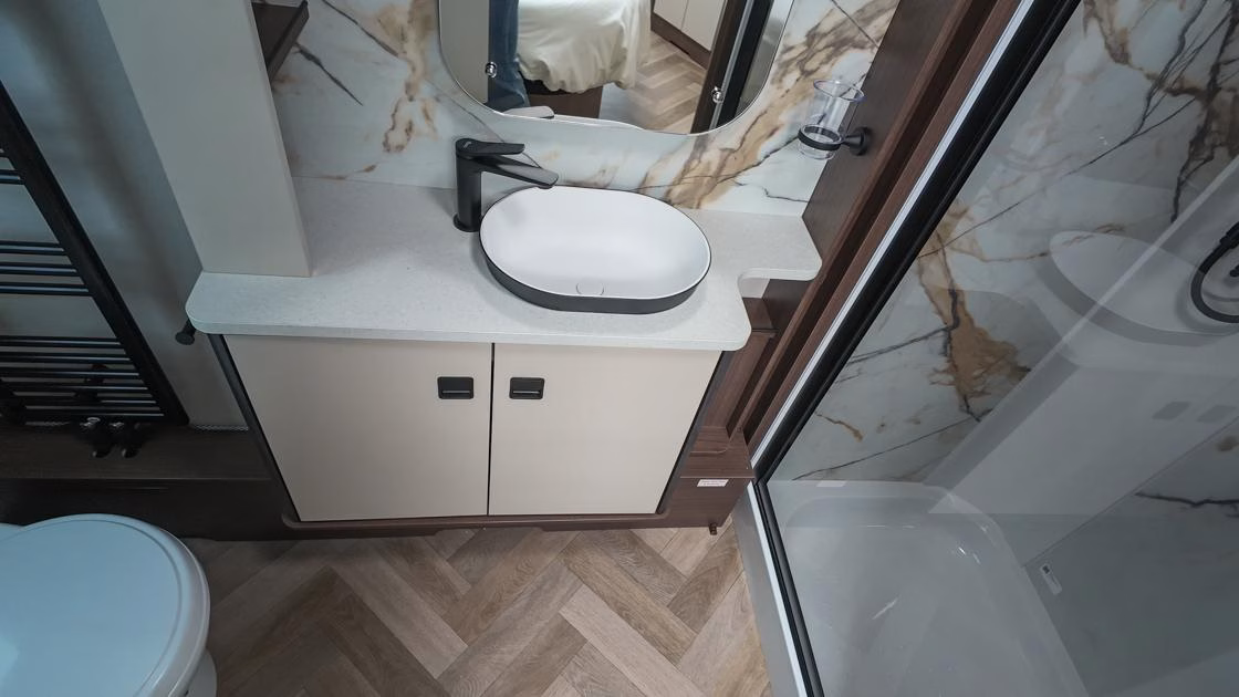 Coachman Lusso III 2027
