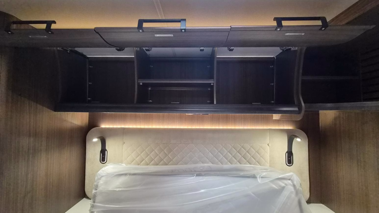 Coachman LUSSO IV 2027