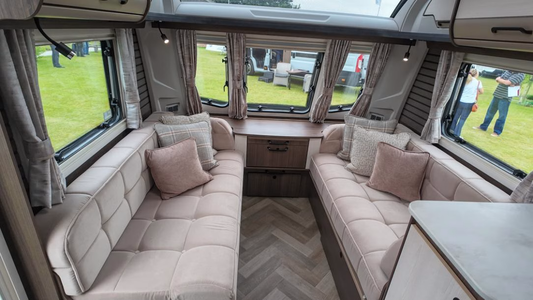 Coachman VIP 575 2027