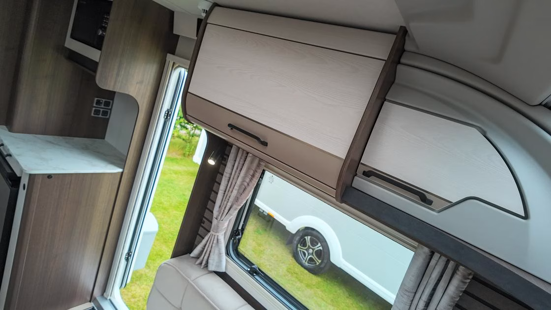 Coachman VIP 575 2027
