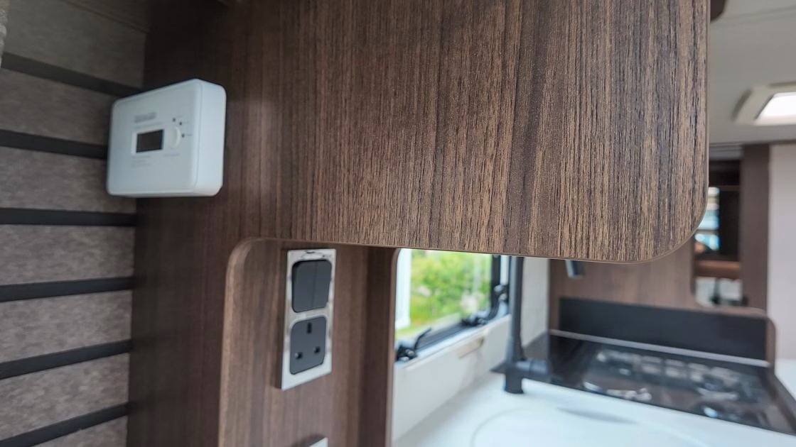 Coachman VIP 575 2027