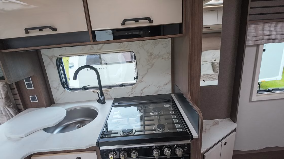 Coachman VIP 575 2027