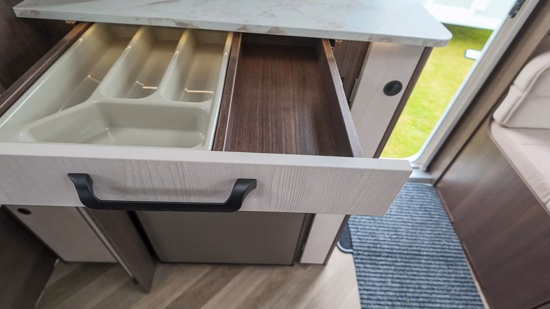 Coachman VIP 575 2027