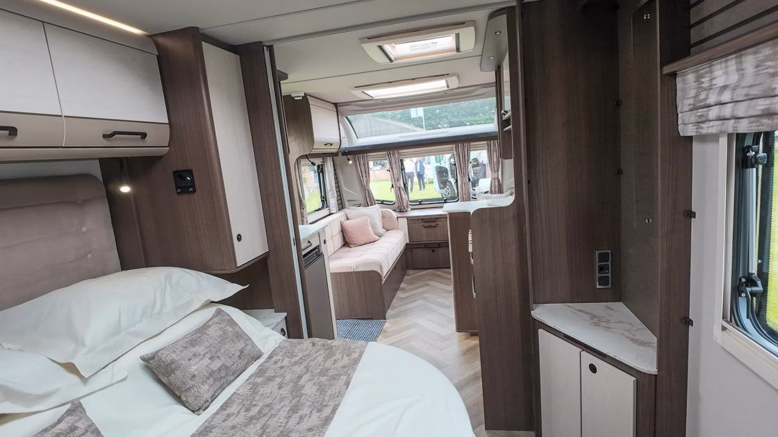 Coachman VIP 575 2027