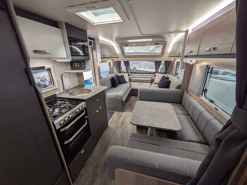 Swift Challenger 640 Grande 2027