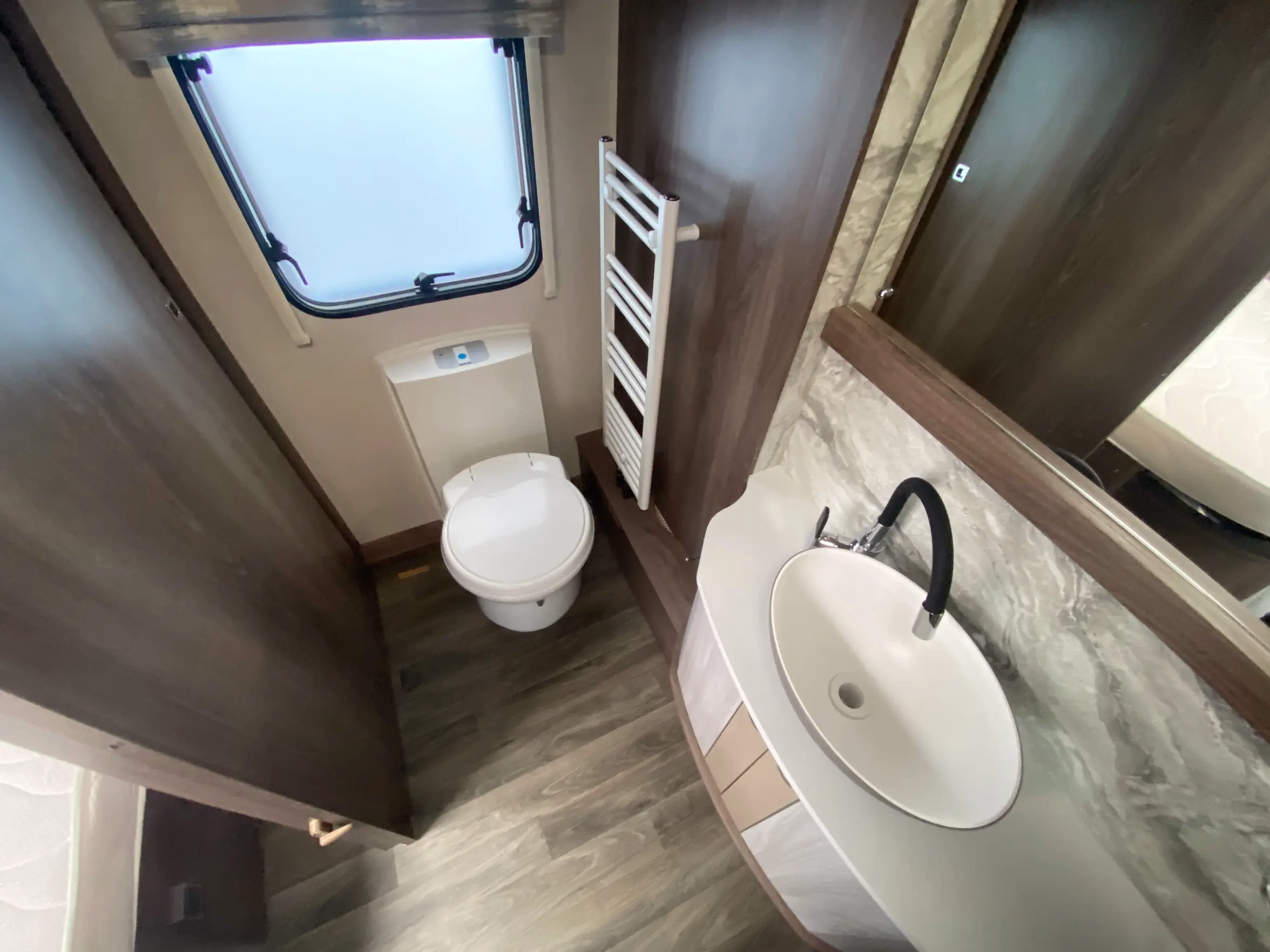 2023 Coachman Lusso I