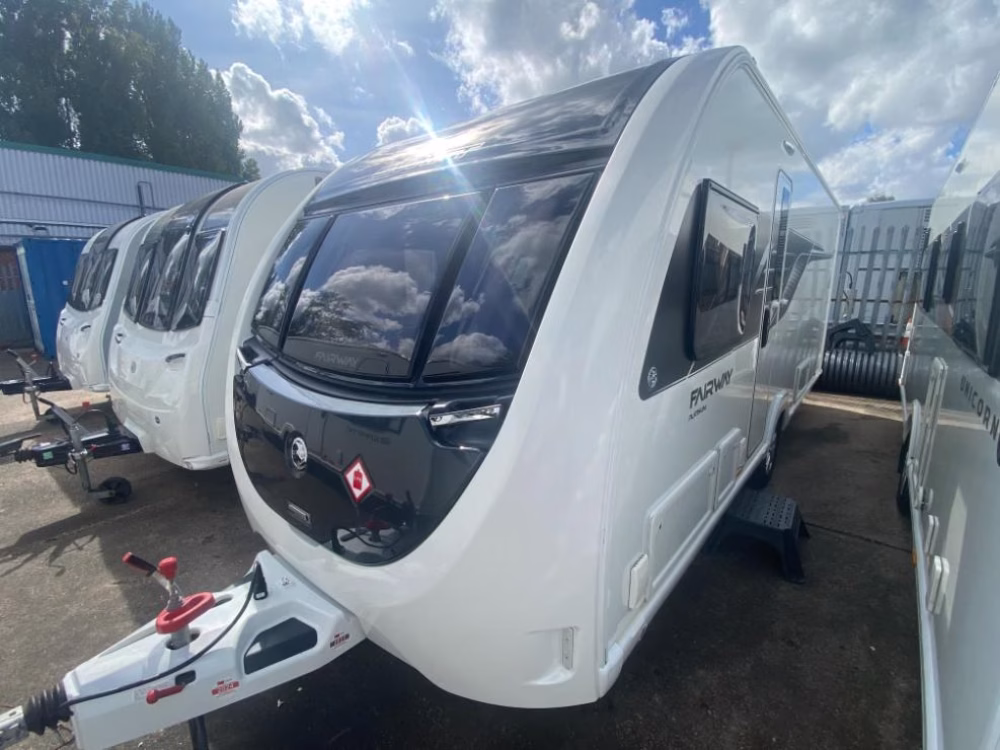 Swift Fairway Platinum 580 2021