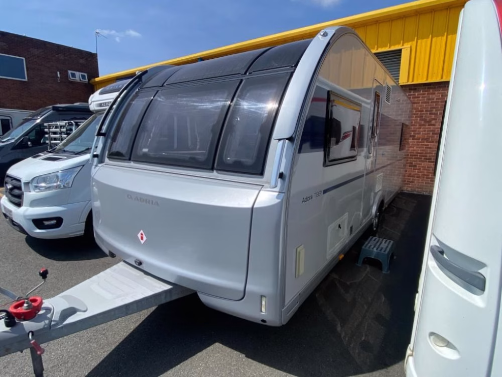 2022 Adria Adora Tiber