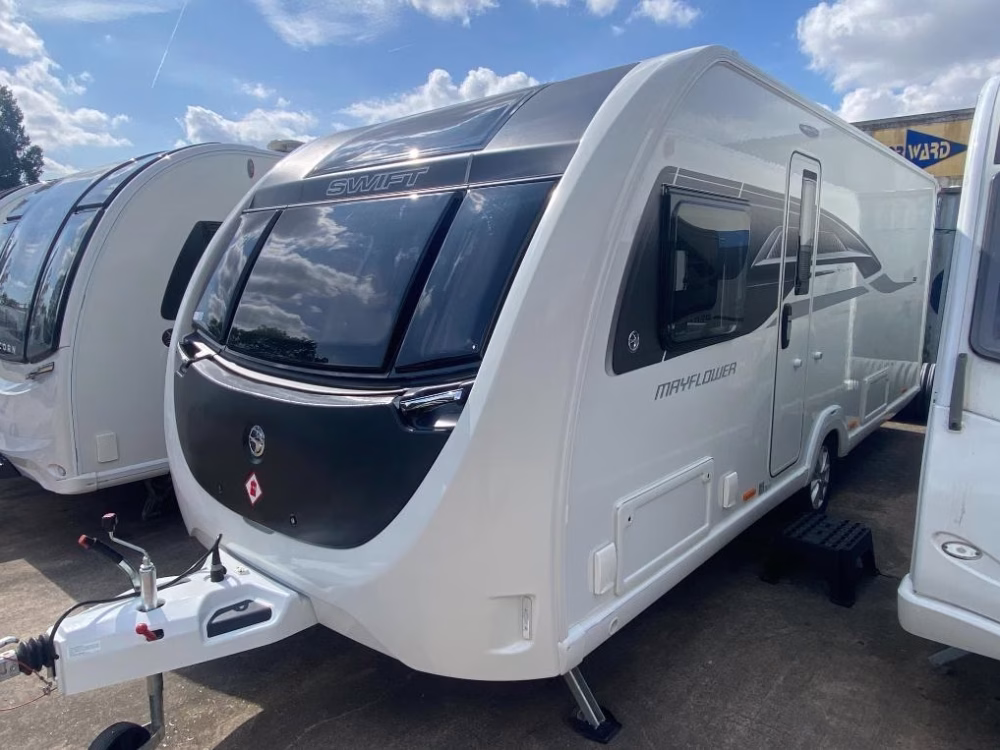 2024 Swift Mayflower 880