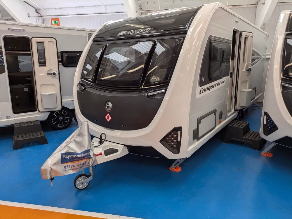 Swift Conqueror 580 2027